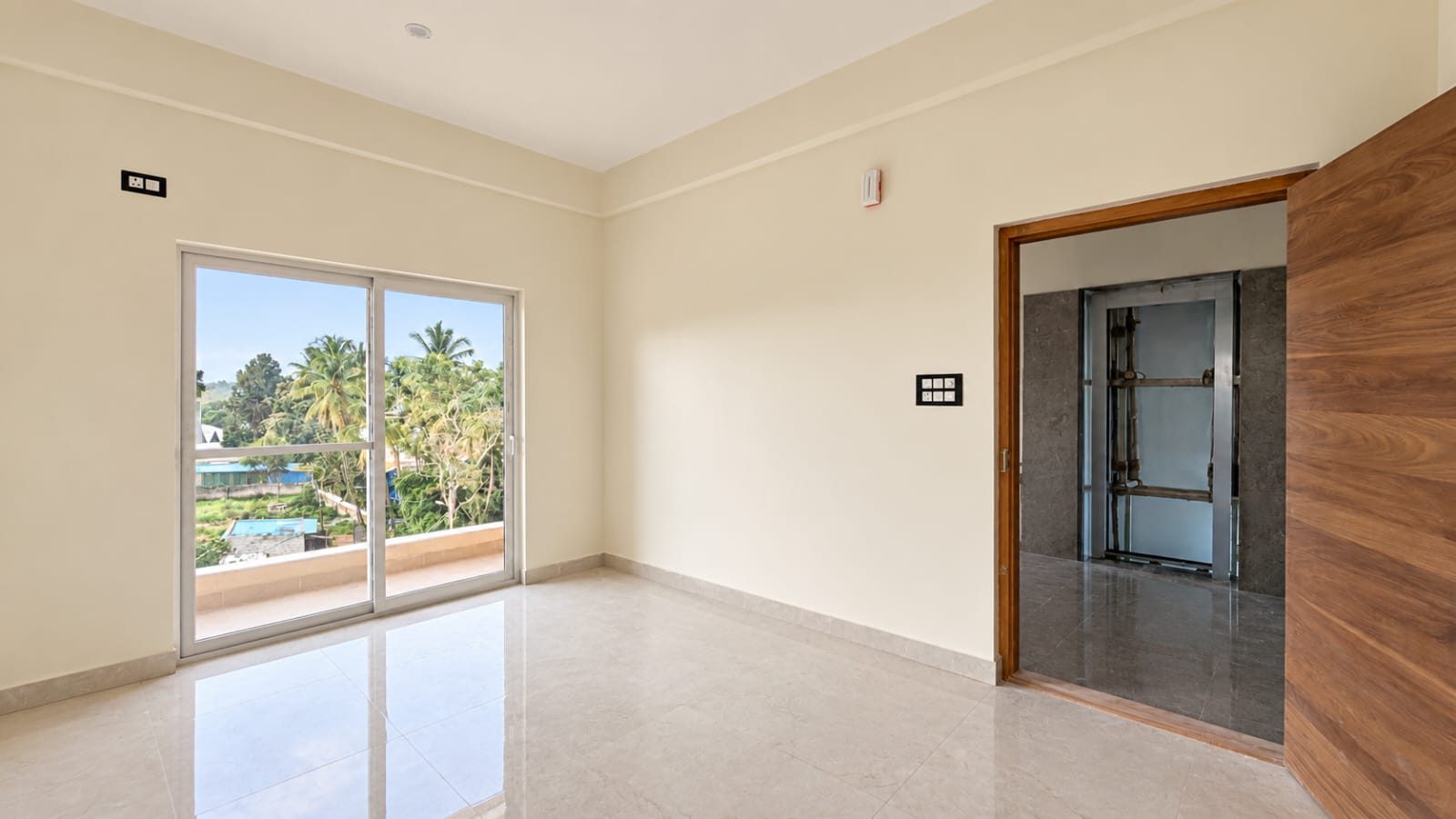 Semi Furnished 1 BHK with 1 Bathroom & 1 Balcony